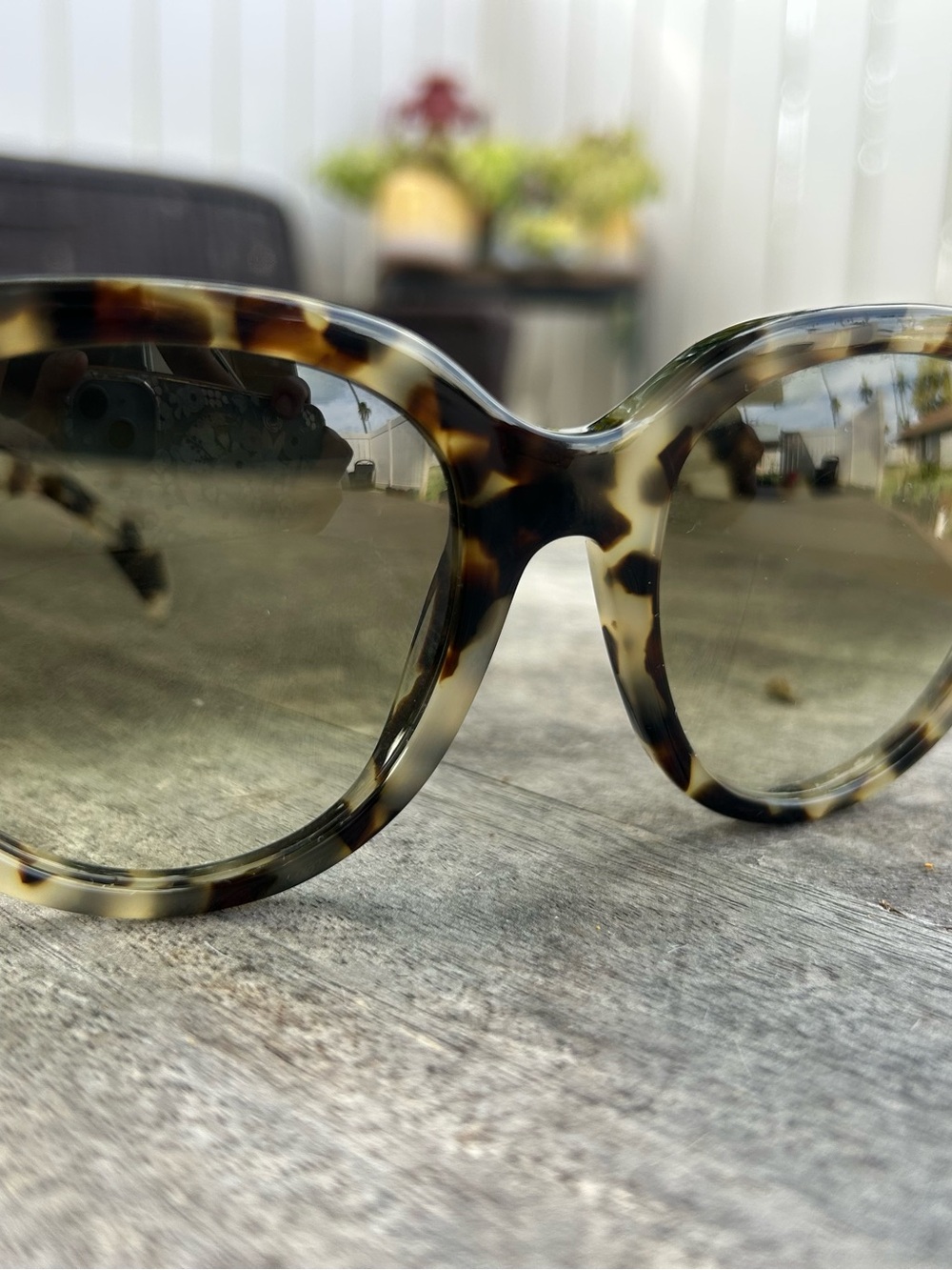 Celine Authentic Spotted Havana Sunglasses with Brown-Green Gradient Lenses - Picture 2 of 15
